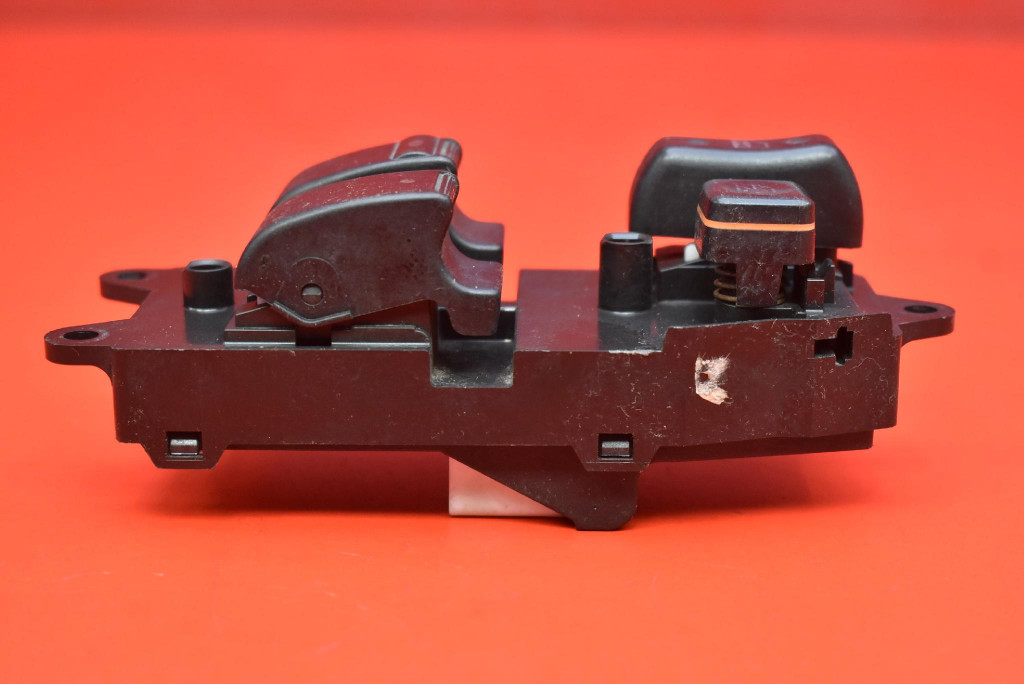 control panel of the window EU 84802-02291 TOYOTA COROLLA IX E12 3D HB 00-08