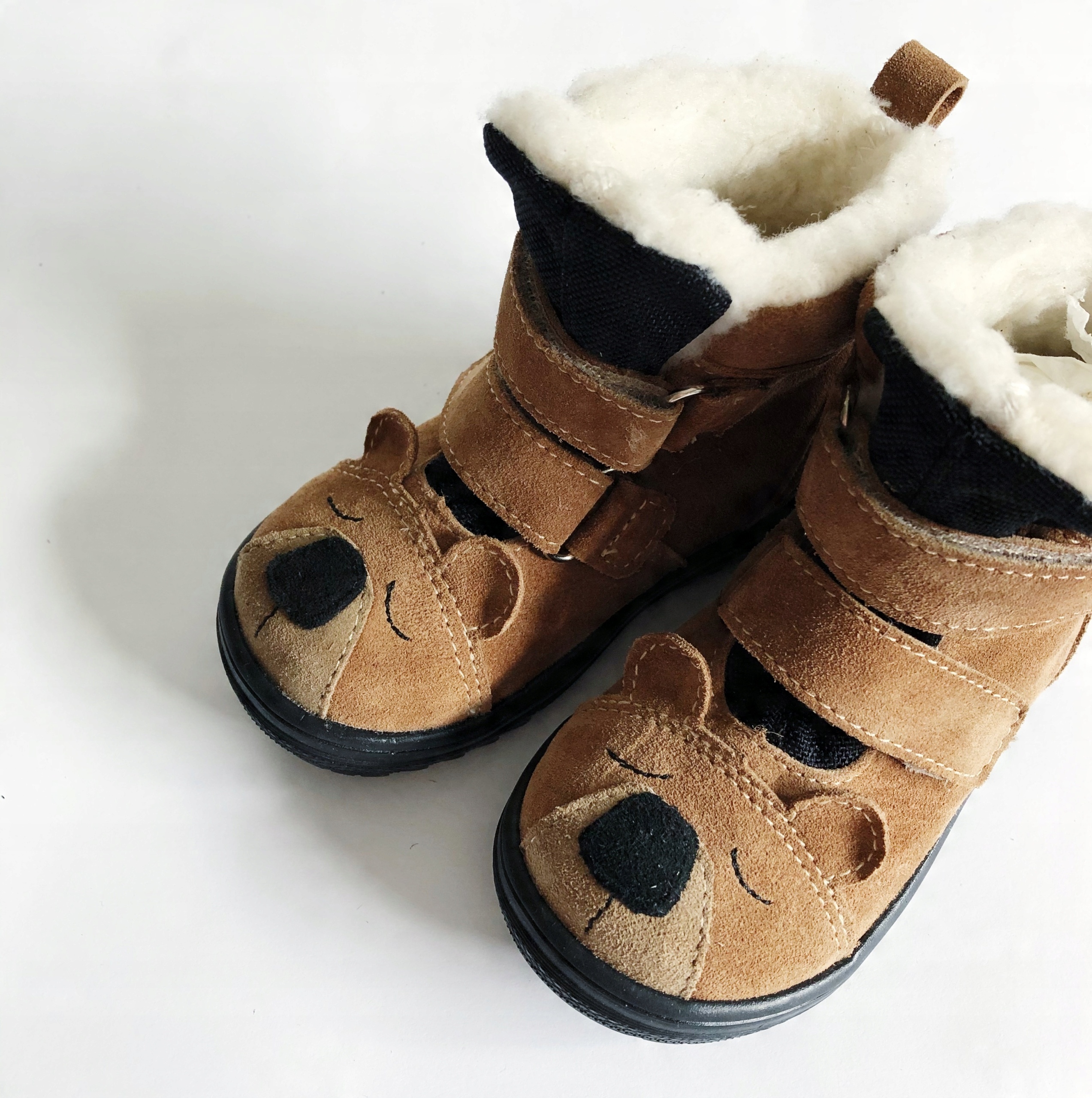 

Mido Noster buty zimowe śniegowce brąz 22-18 r. 23