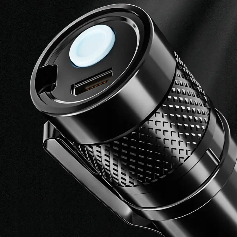 LATARKA TAKTYCZNA LED ZOOM KIESZONKOWA AKUMULATOROWA Z KIPSEM USB + ETUI Klasa wodoszczelności IPX 8