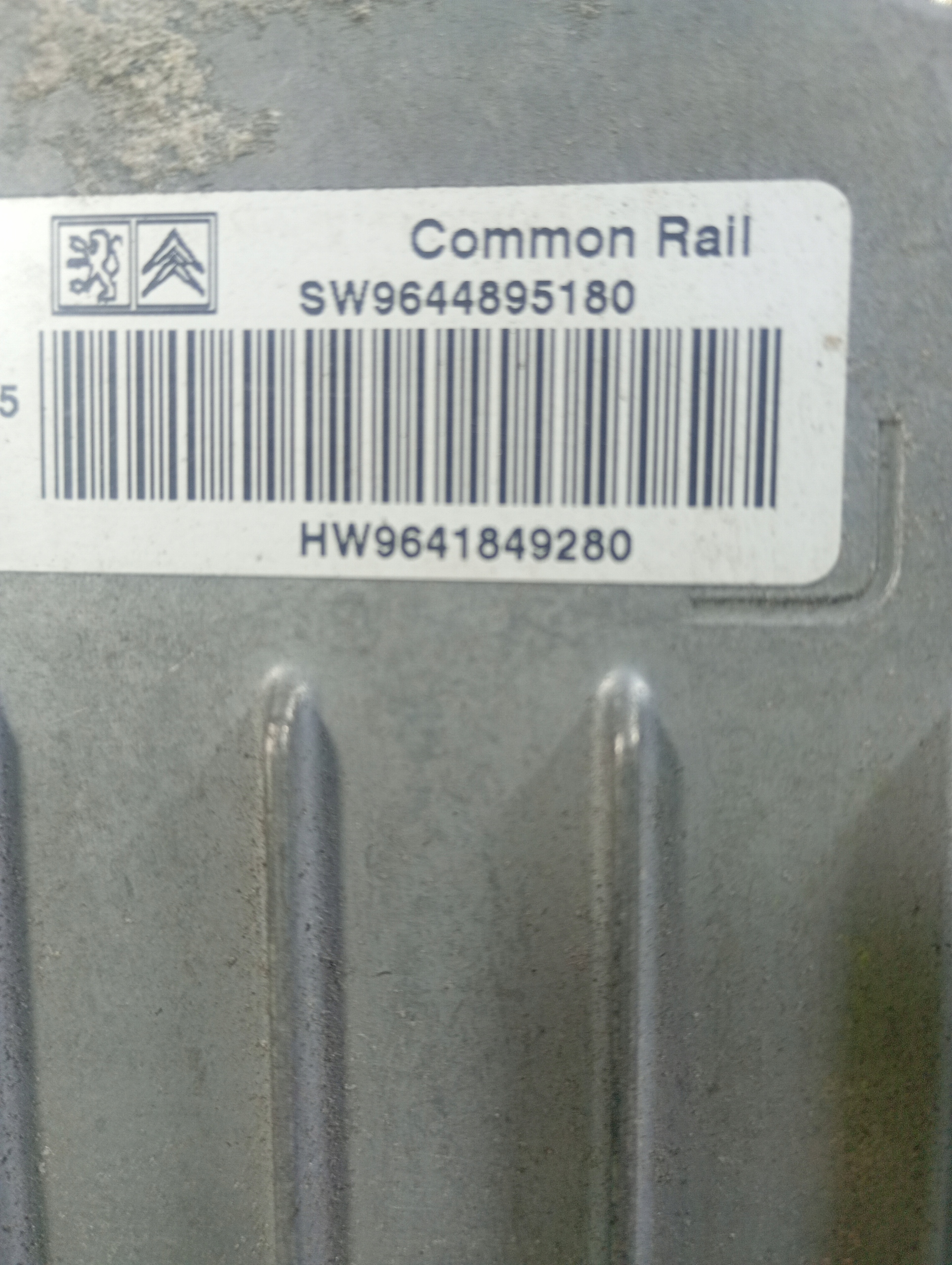 Peugeot 307 01-11 computer control unit of the engine OE 9644895180