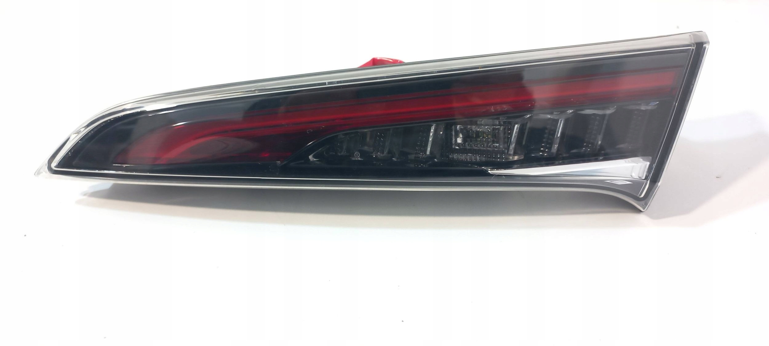 Toyota Corolla E21 Hatchback light rear right to the bonnet 02429 (R337)