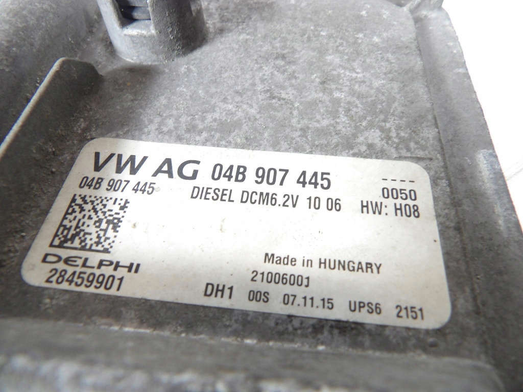 SKODA RAPID 1.4TDI control unit of the engine 04B907445