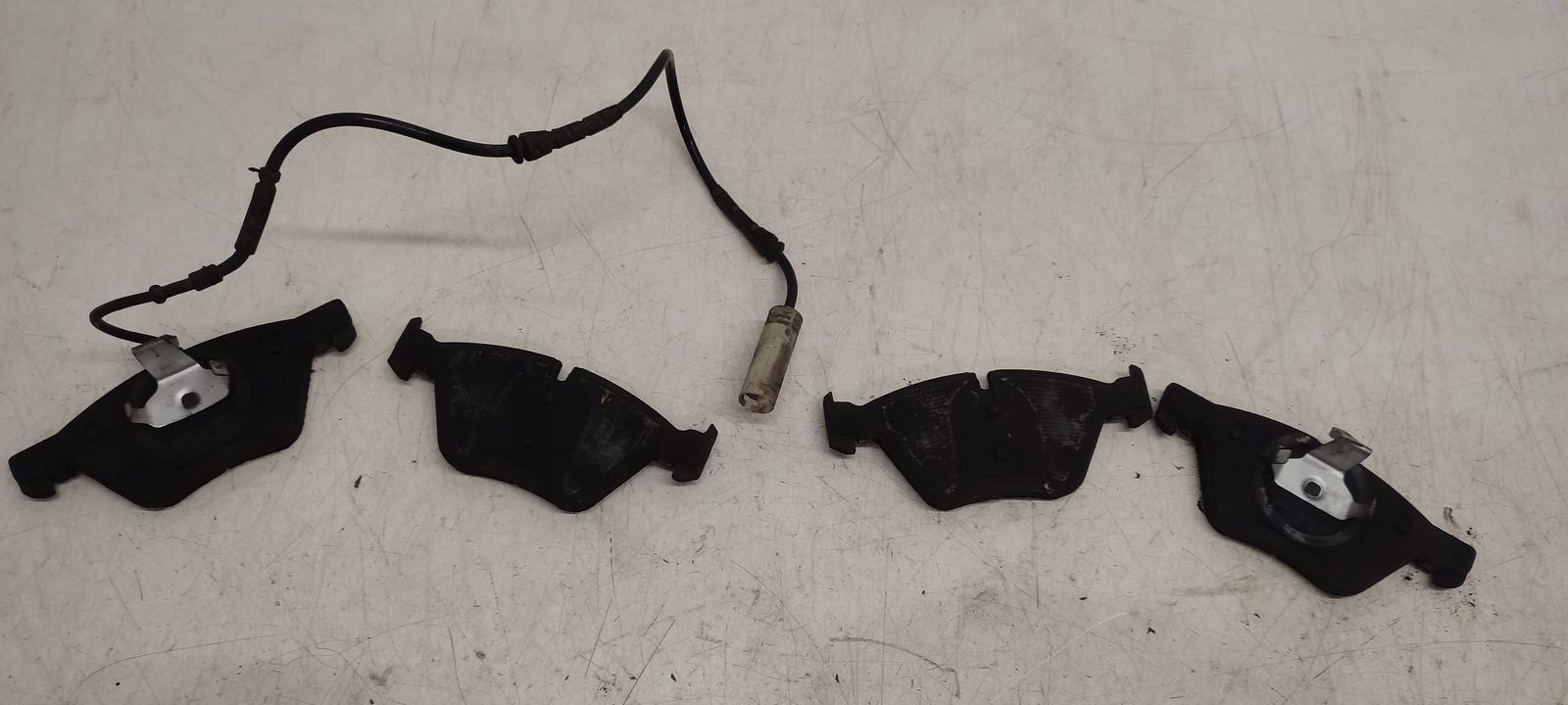 kotuče brzdové plotýnky předek BMW E91 LIFT 2,0D