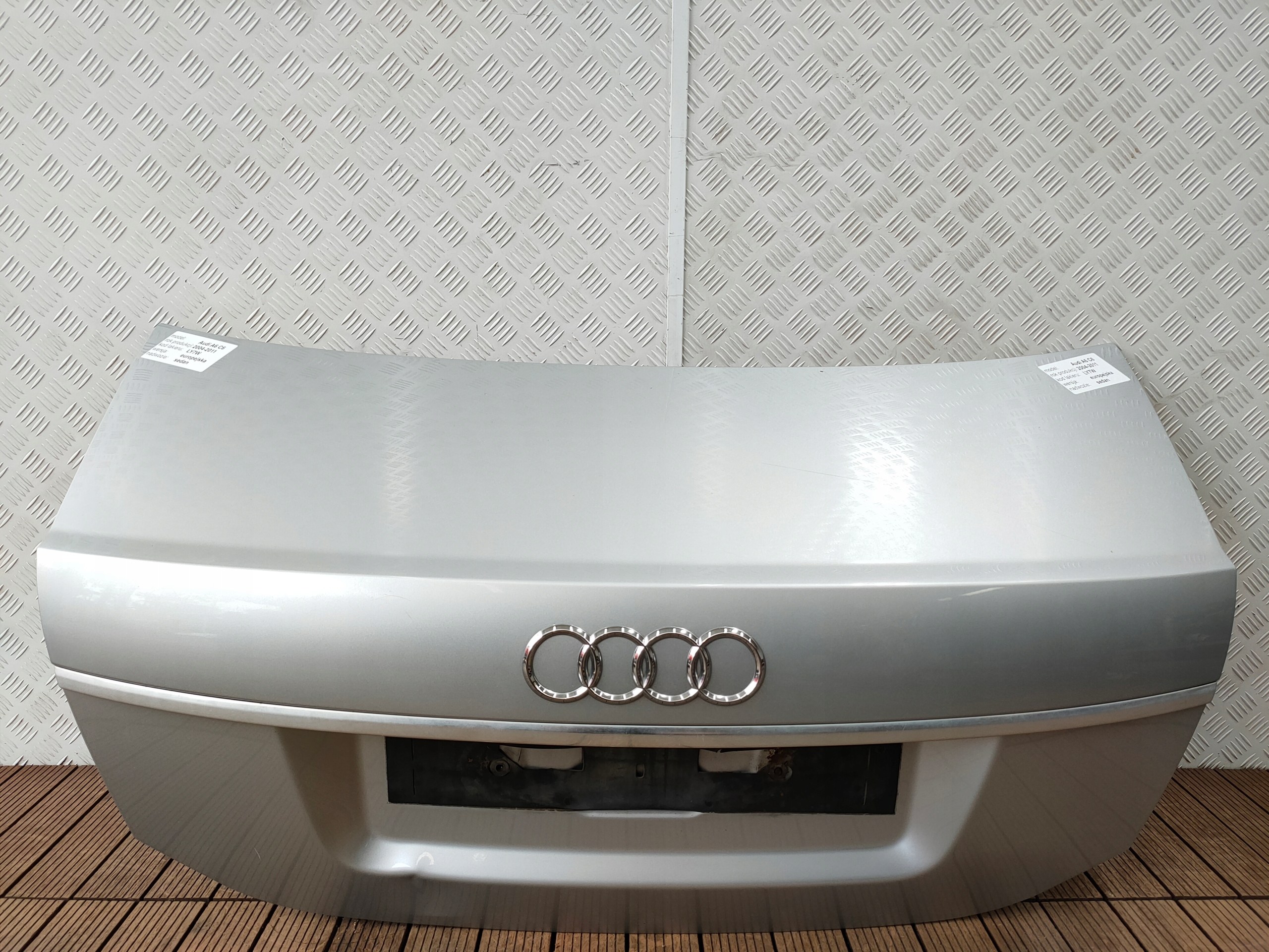 AUDI A6 C6 4F0 04-12 sedan boot doors boot rear part colour LY7W
