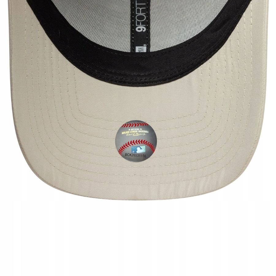 CZAPKA Z DASZKIEM NEW ERA ORYGINALNA HOLOGRAM MĘSKA DAMSKA Model Tonal Flawless