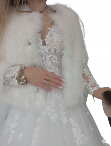 Futerko okrągły dekolt białe