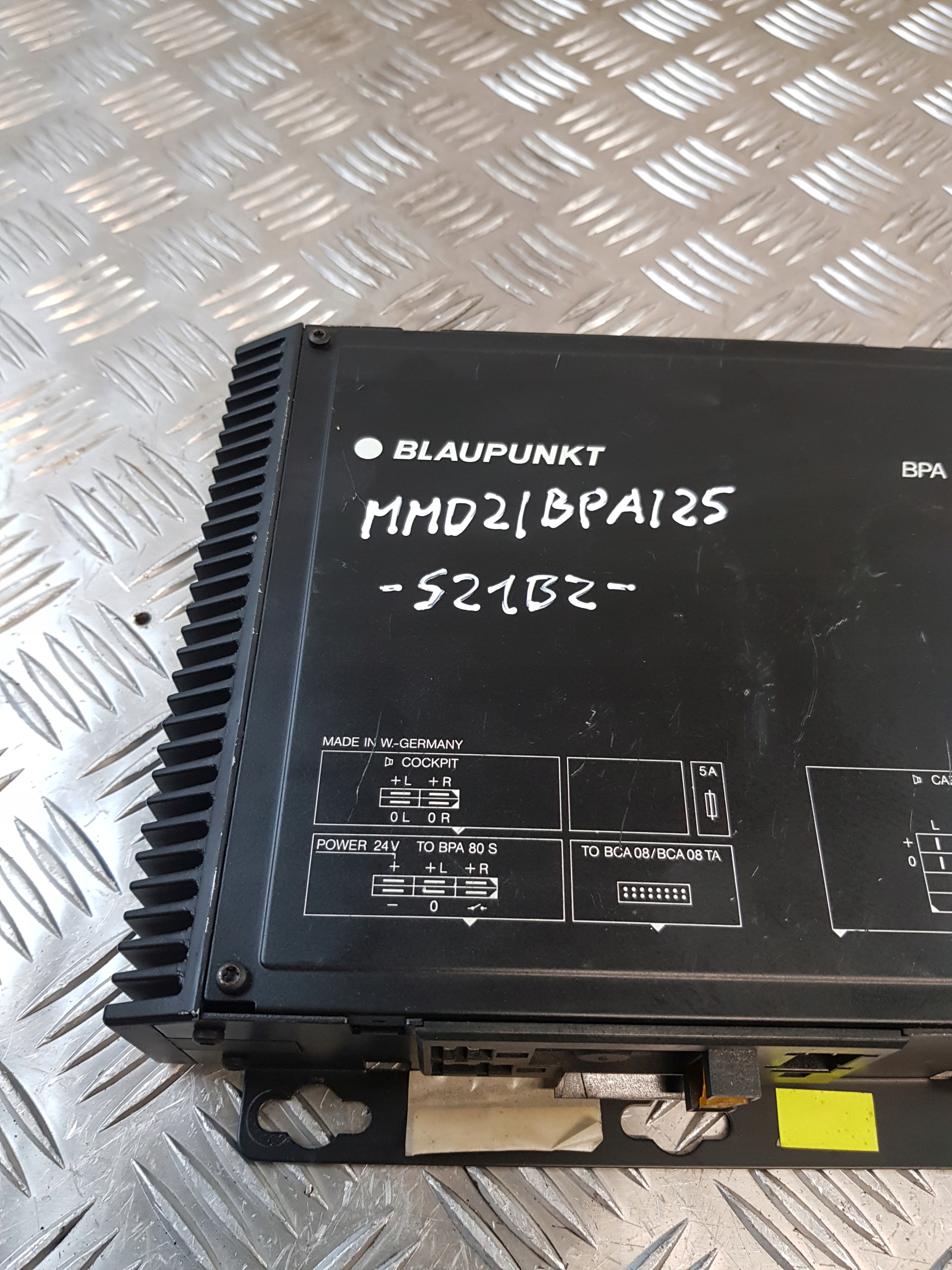 amplifier AUDIO BLAUPUNKT BPA80 24V 7607808010