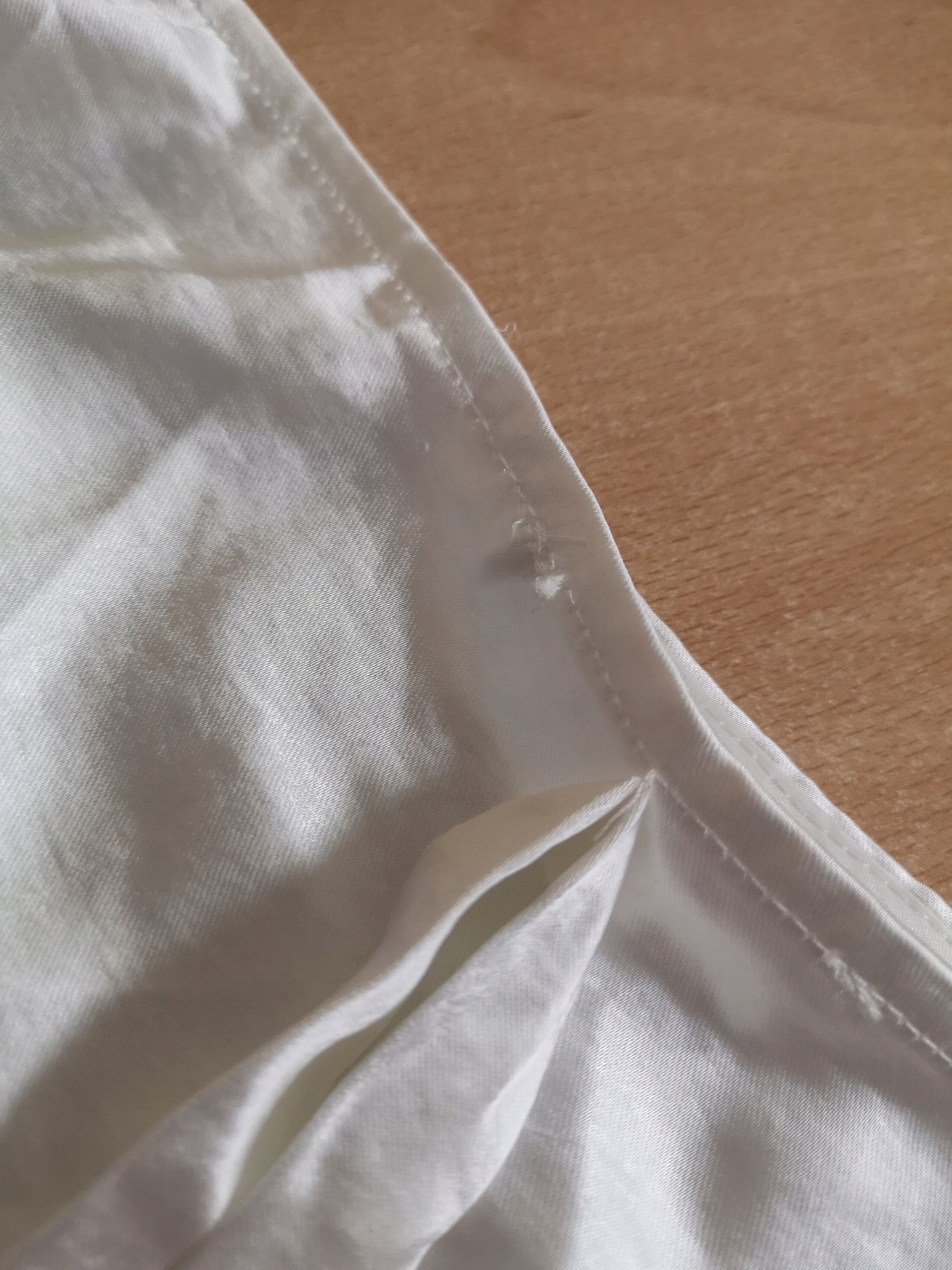 Labelrail x Hana Satynowa bluzka koszula 42 Kolor biały