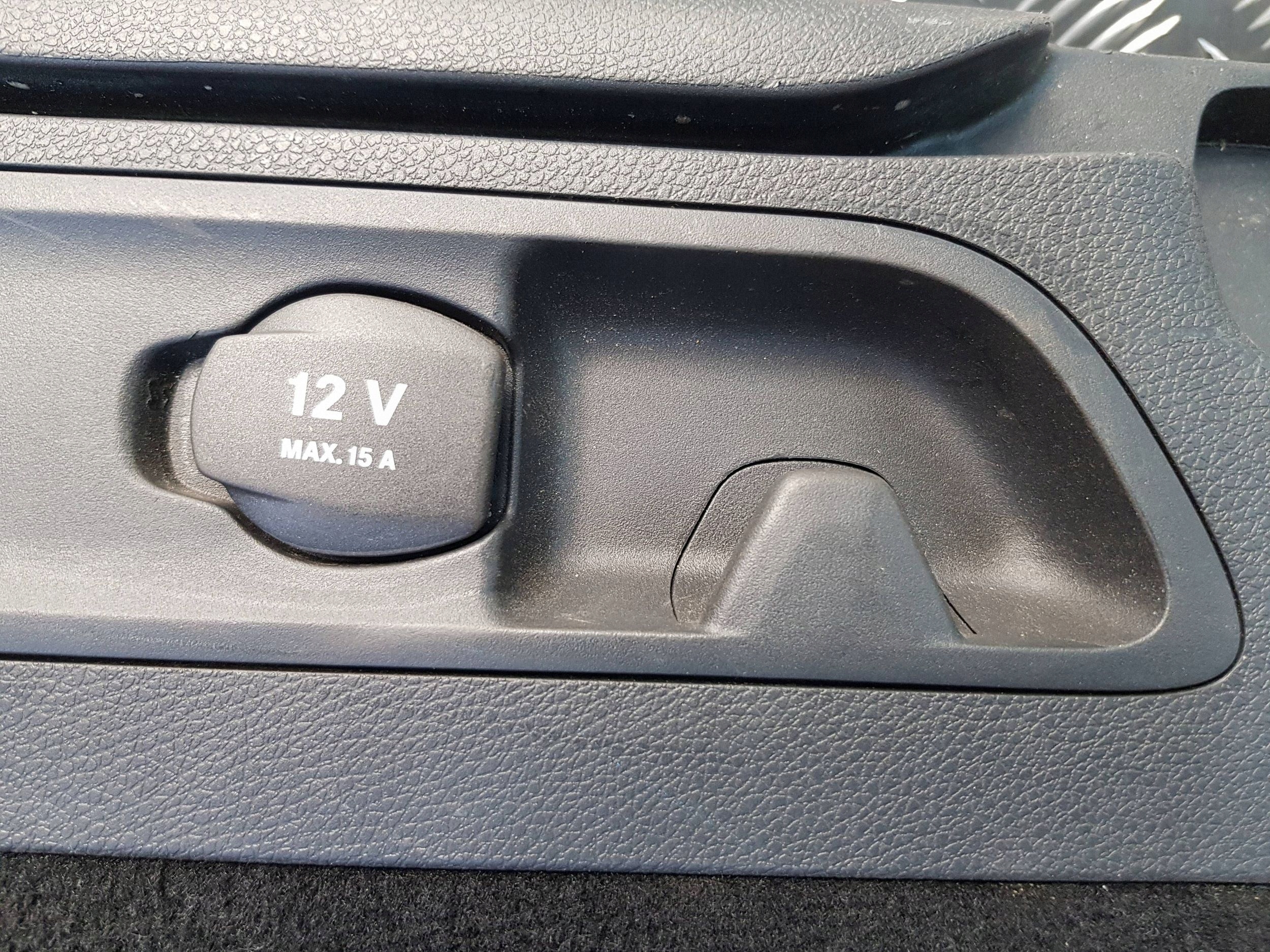 boot upholstery left rear part A2536807500 MERCEDES GLC W253