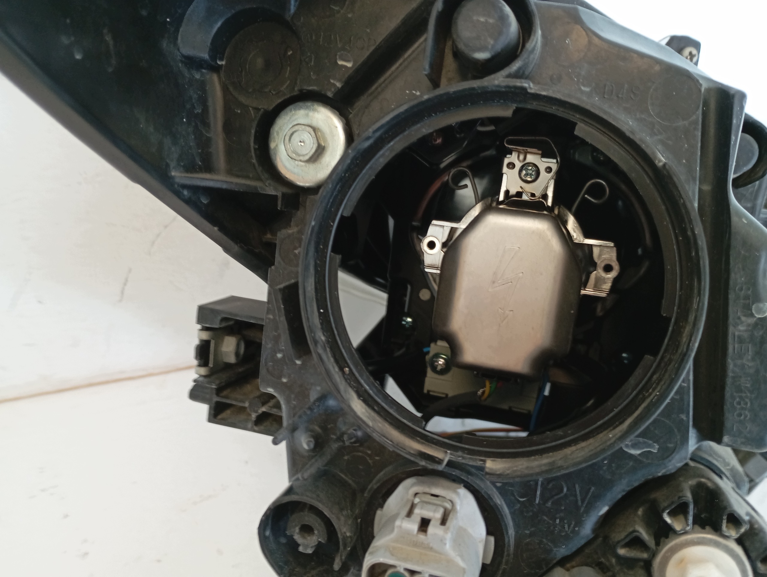 licht links XENON MAZDA 3 III vorne vorne