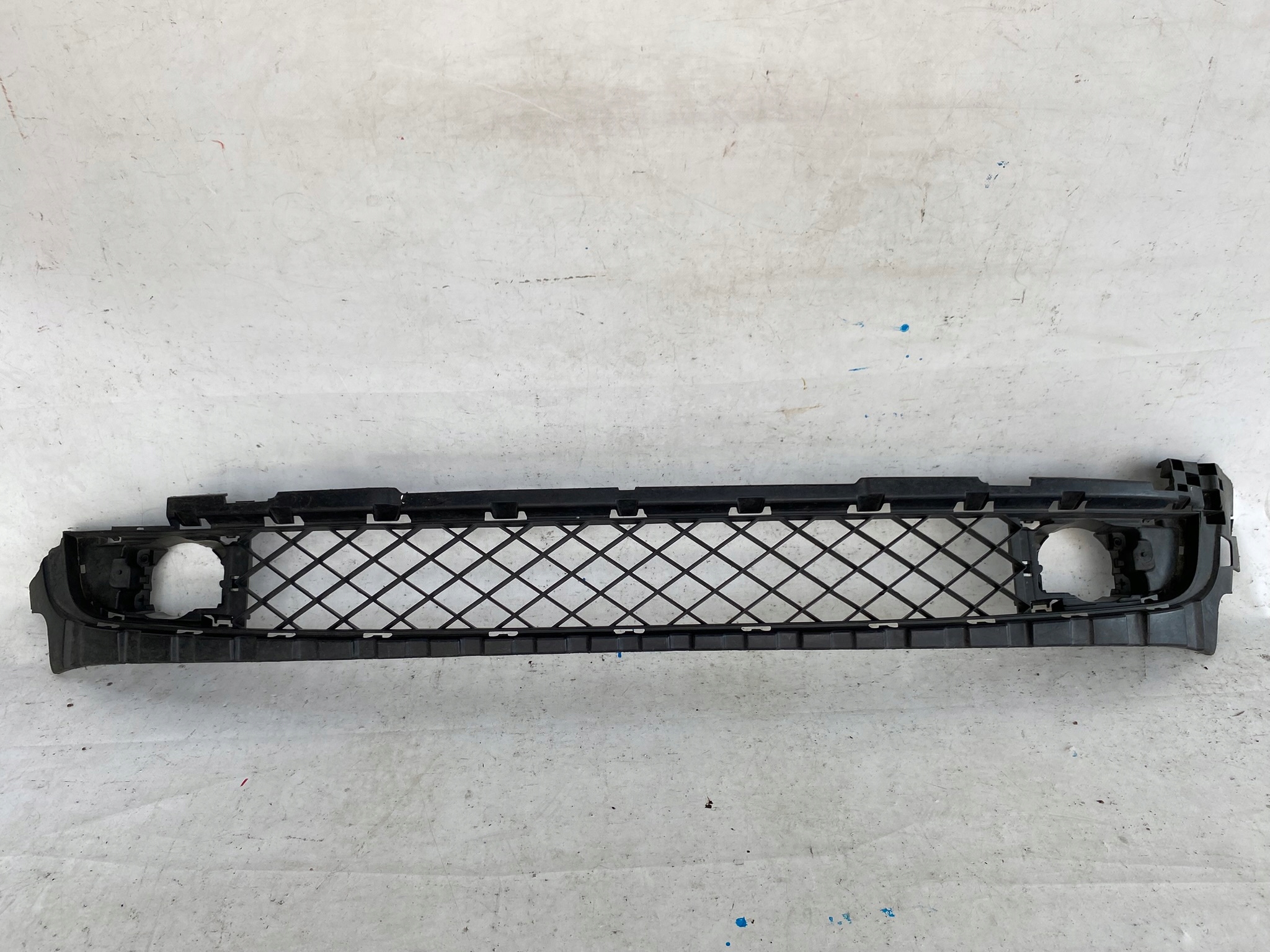 RENAULT LAGUNA III GT 07- grid central bumper front