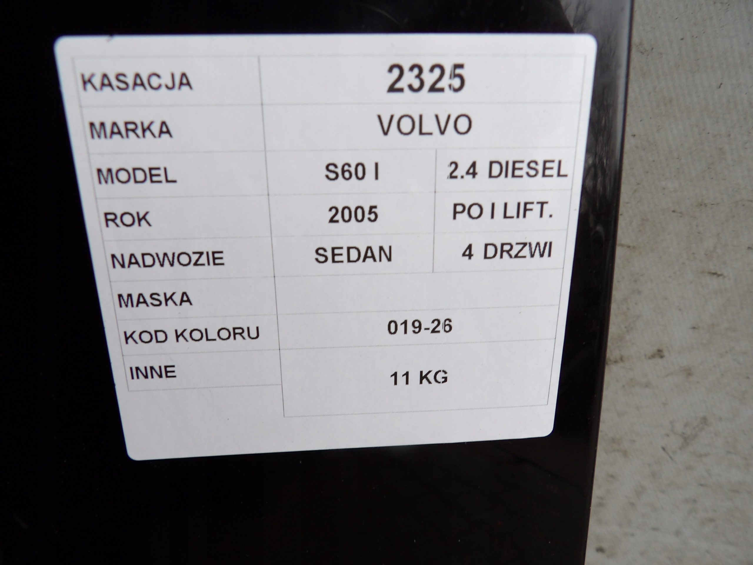 Volvo S60 e COFANO lak. 019-26 lift