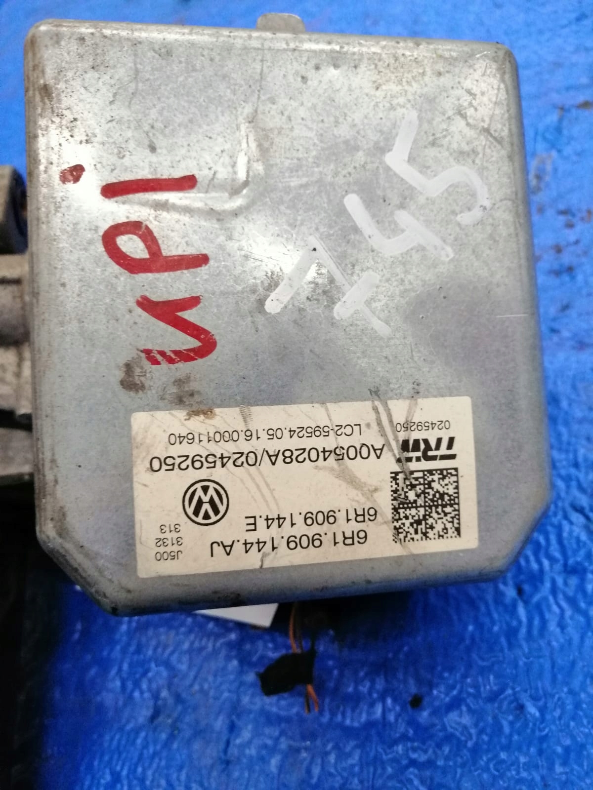 VW Pompa servosterzo 1S1423520AC 6R1909144AJ