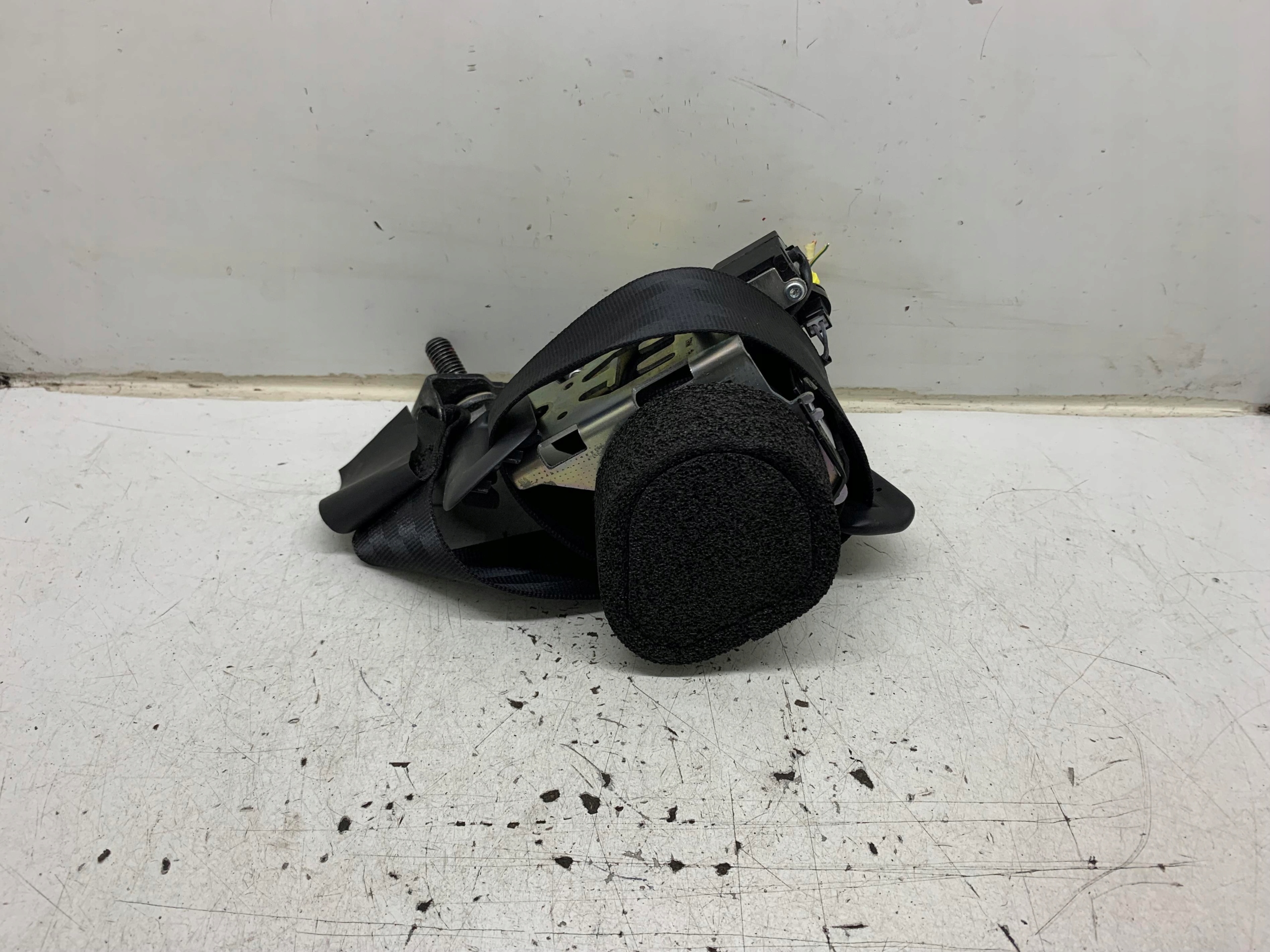 Gurten Sicherheits heck mitte 34078324B VOLVO S60 II 10-18