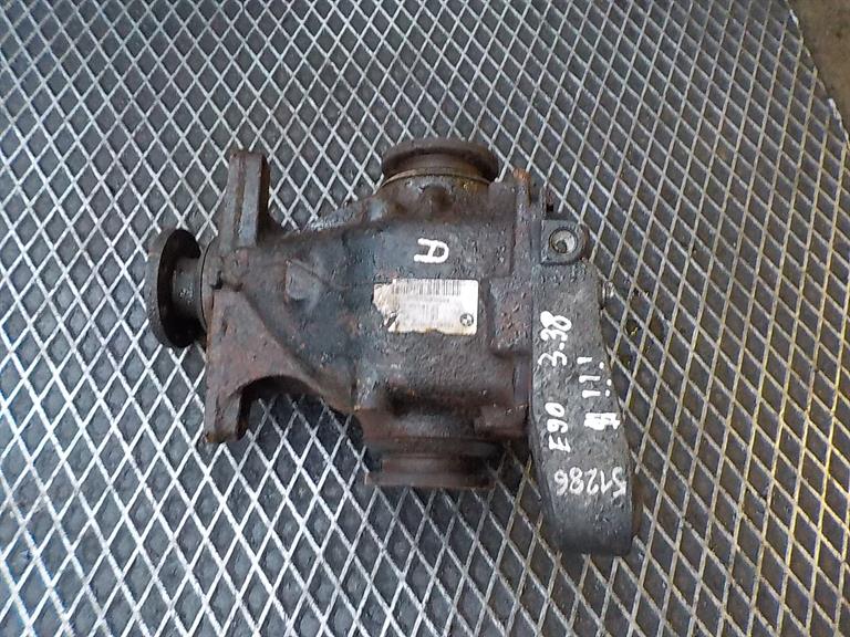 BMW E90 2.0 B diff differential differential 7524319-04 3.38