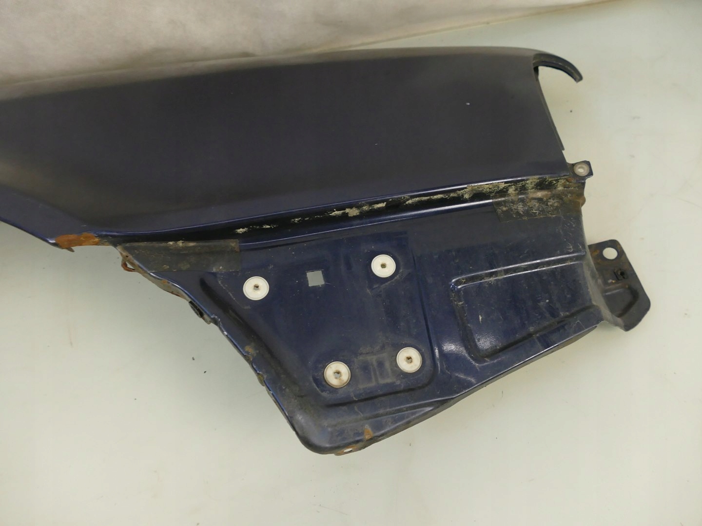 AUDI 80 B4 fender right front front LZ5T