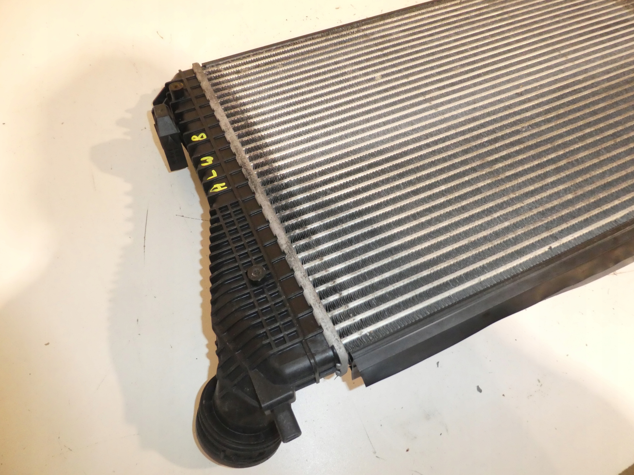 VW GOLF V plus 2.0 TDI radiator intercooler 1K0145927