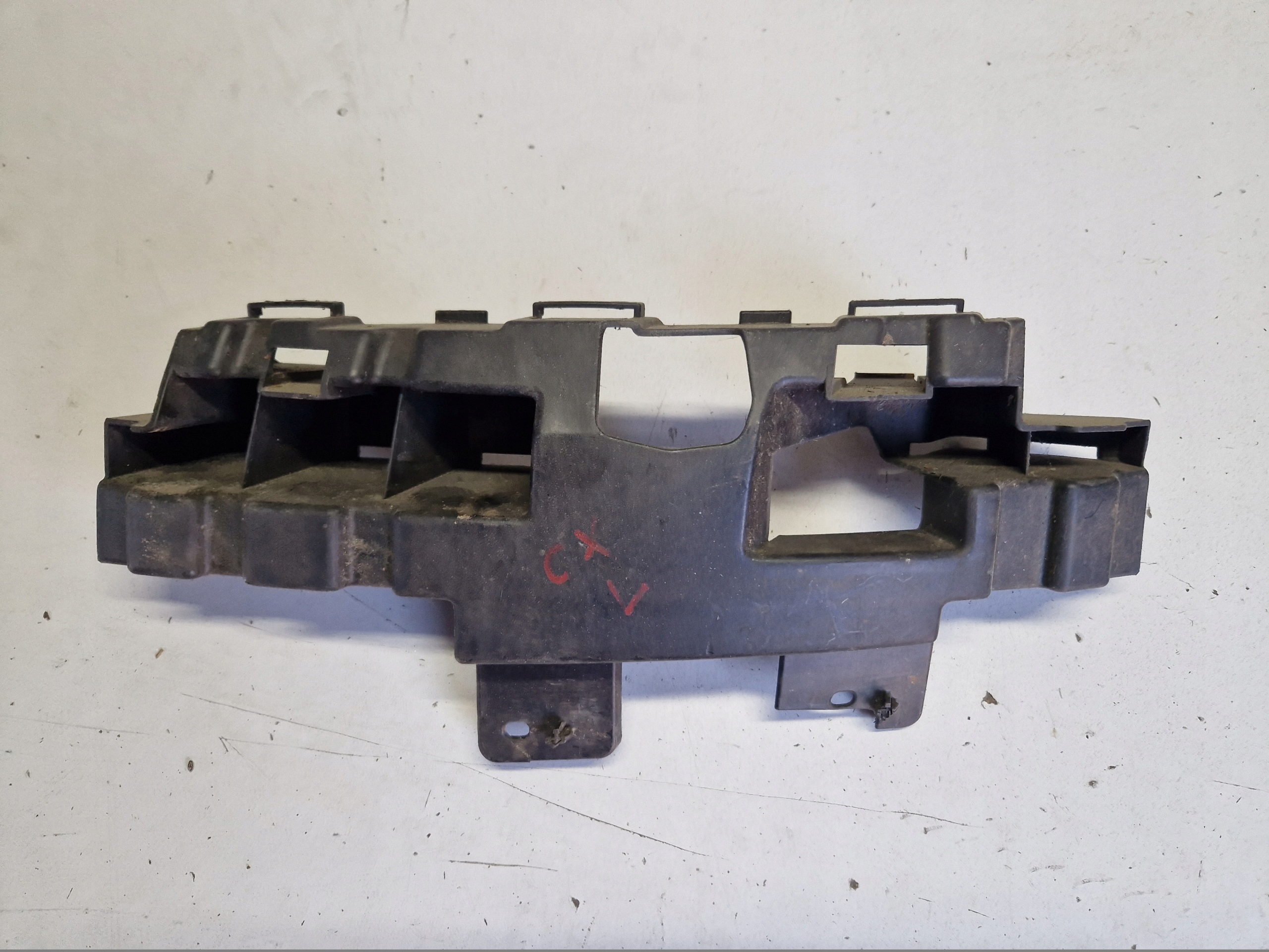 bumper bracket left front FORD C-MAX MK1 3M51-17E857-AF