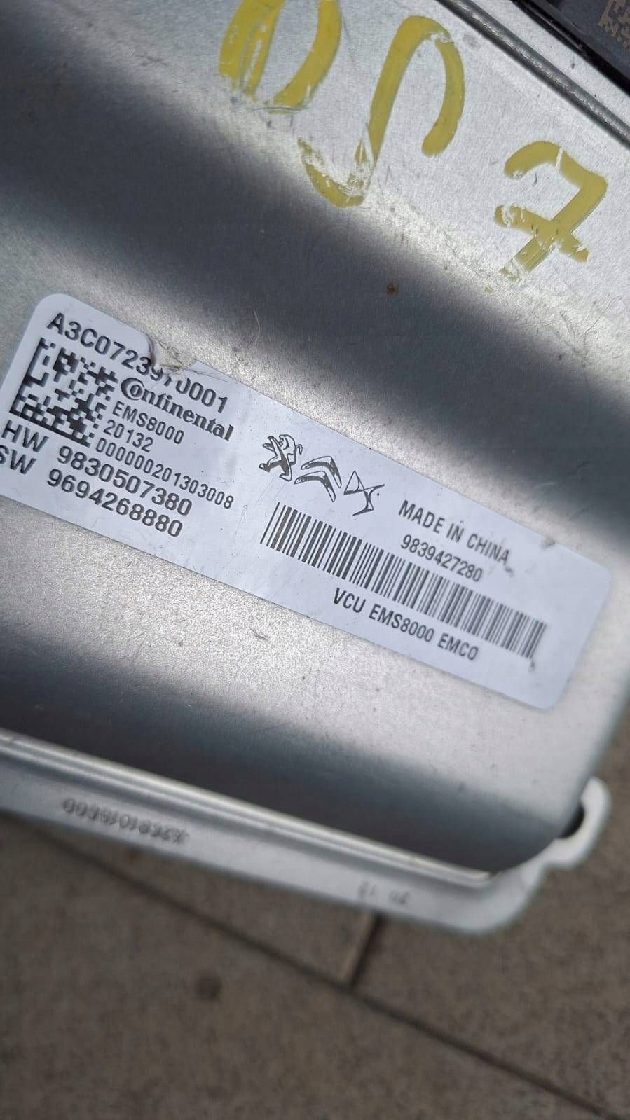 control unit ECU of the engine Citroen DS7 Crossback 9839427280