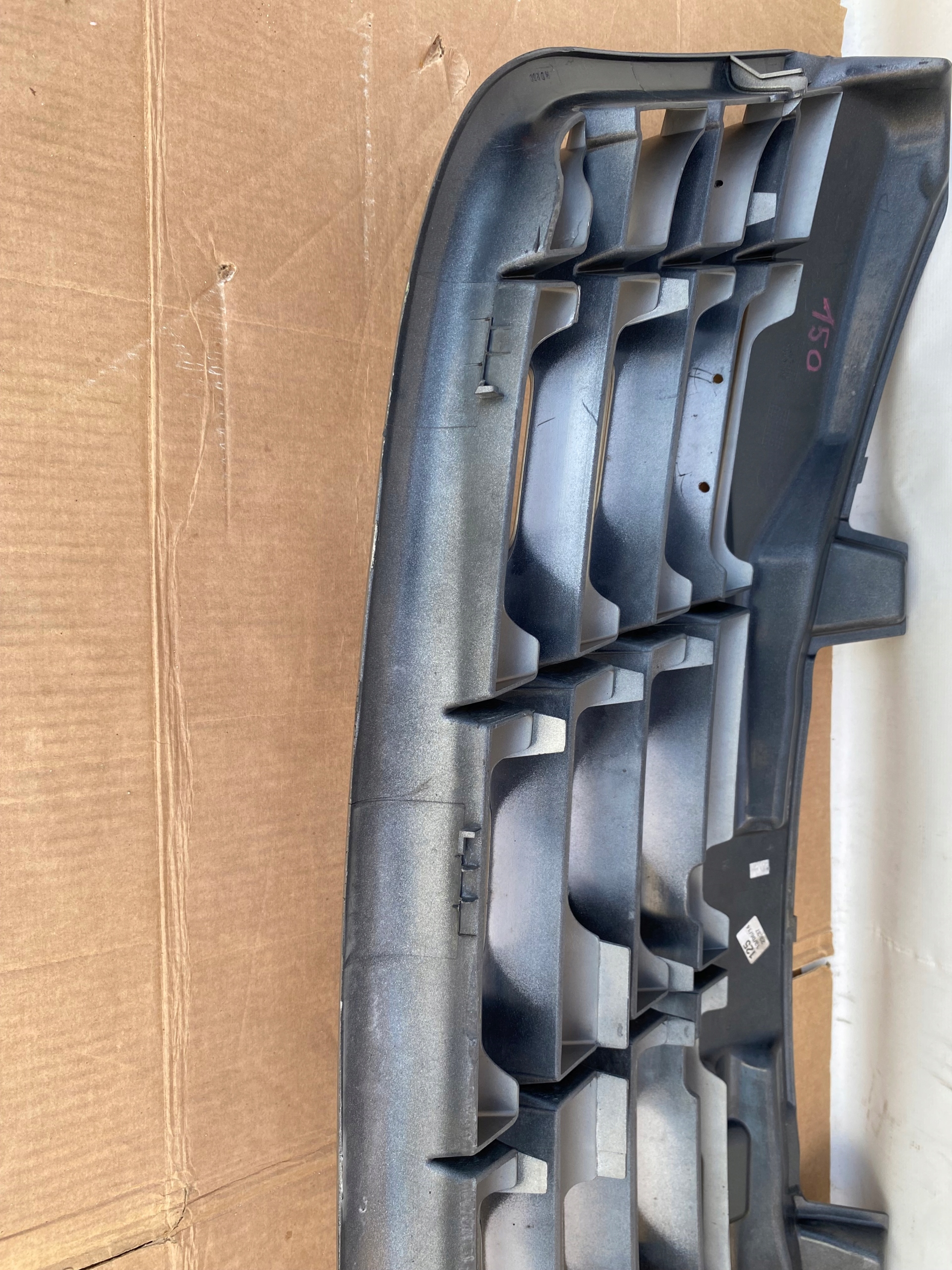 RENAULT MASTER 3 III 10- front PREKLADgrill originál grey