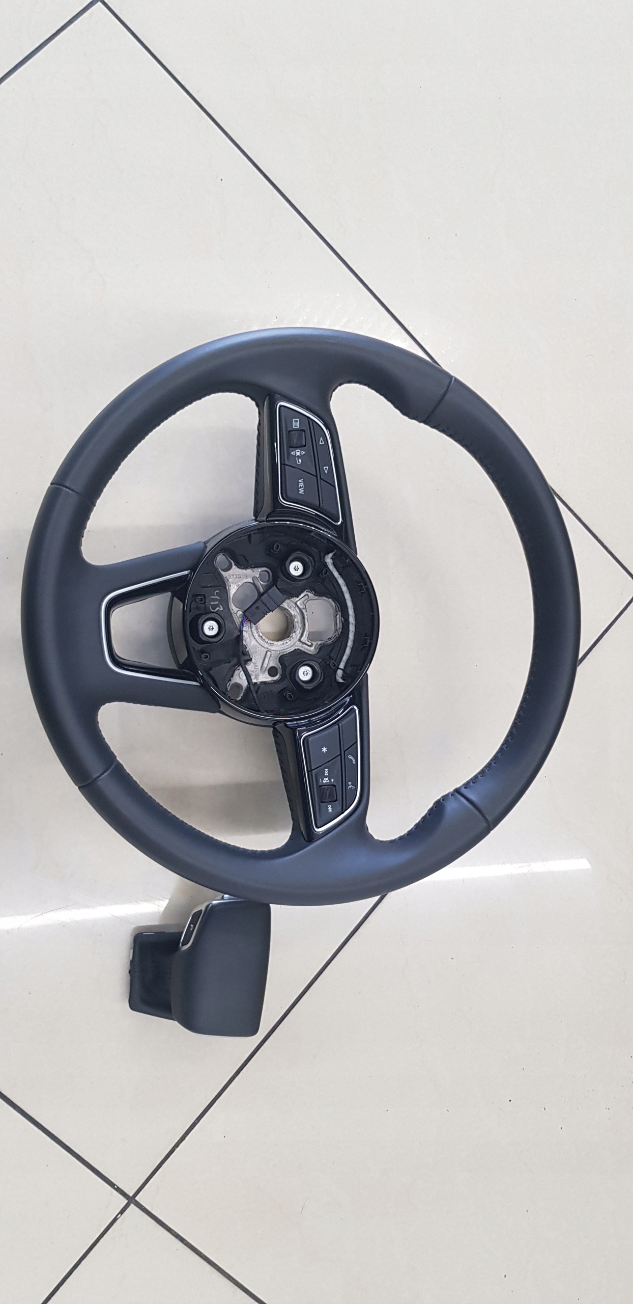 kierownica Audi A4 8W0 3ramienna multifunk.manetki