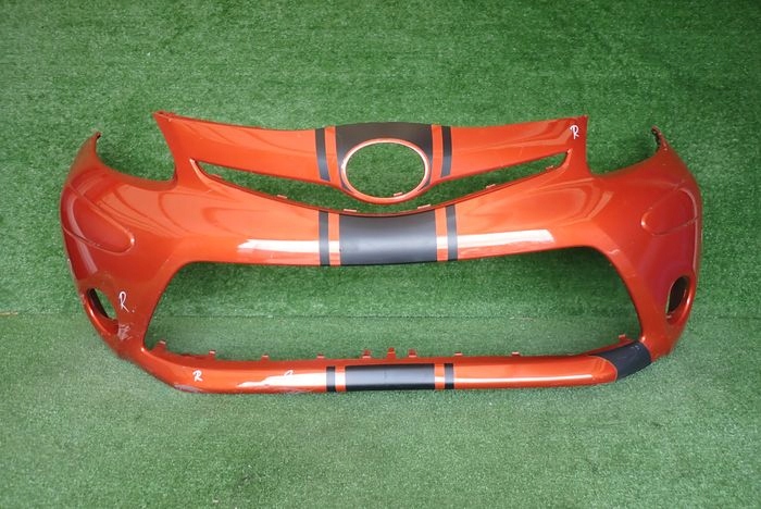 TOYOTA AYGO and LIFT 12-14 front bumper front