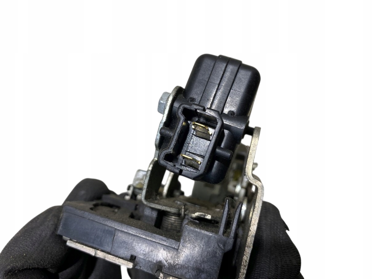 lock door right front IVECO DAILY III 2 PIN