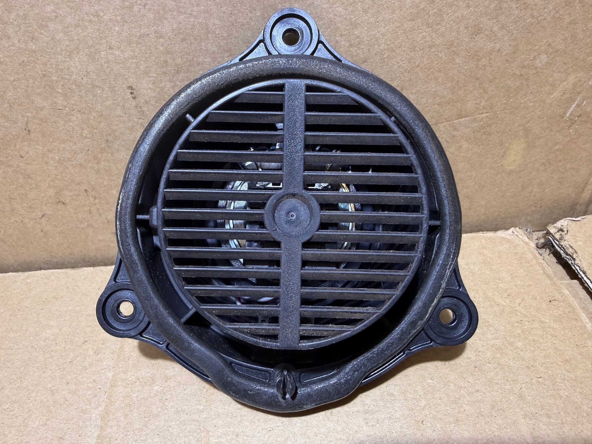 AUDI A6 C6 LIFT speaker BOSE door left right front front 4F0035411E