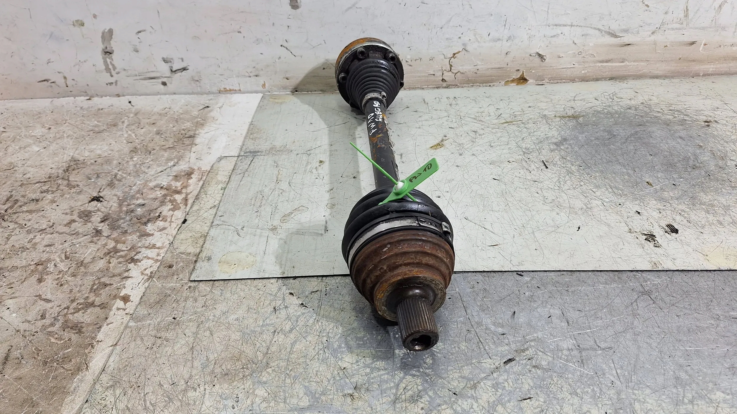 semi-axis left front 1K0407271CP AUDI A3 8P GOLF V LEON II 2.0TDI 1.9TDI 2.0FSI