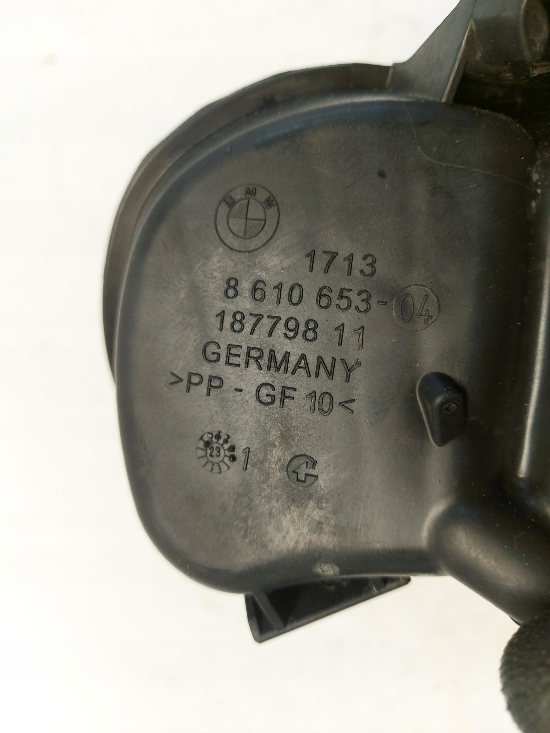 BMW G20 LIFT m340xd Scheibenwaschbehälter 8610653