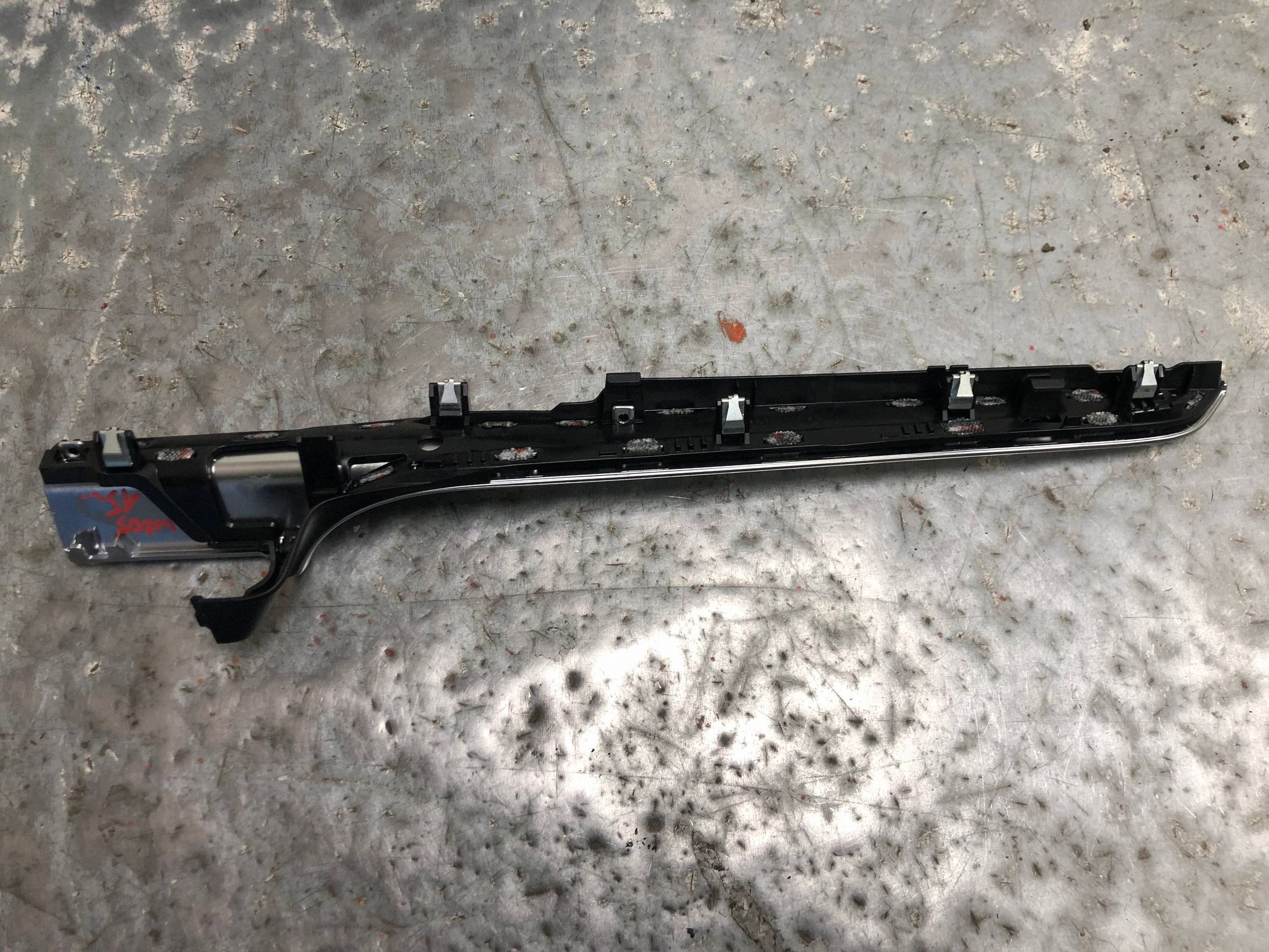 Moulage DEKOR Console MERCEDES W205