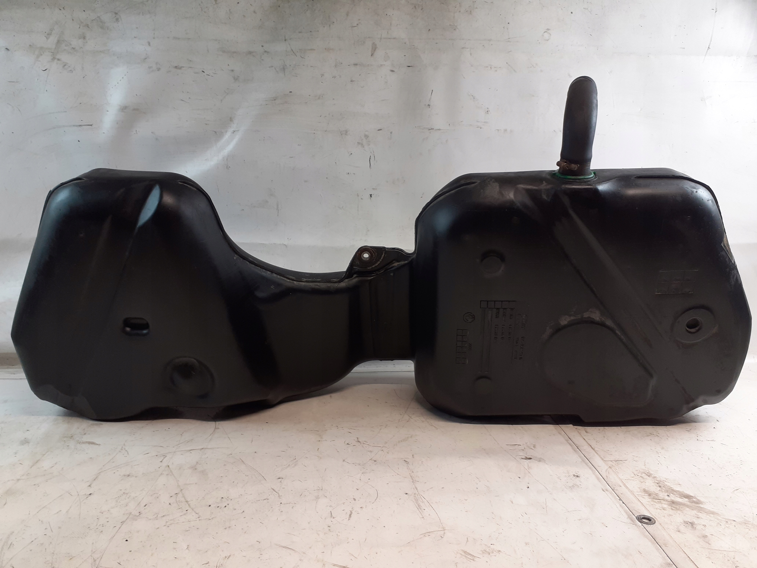 tank kraftstofftank BMW E91 2.0D 150KM