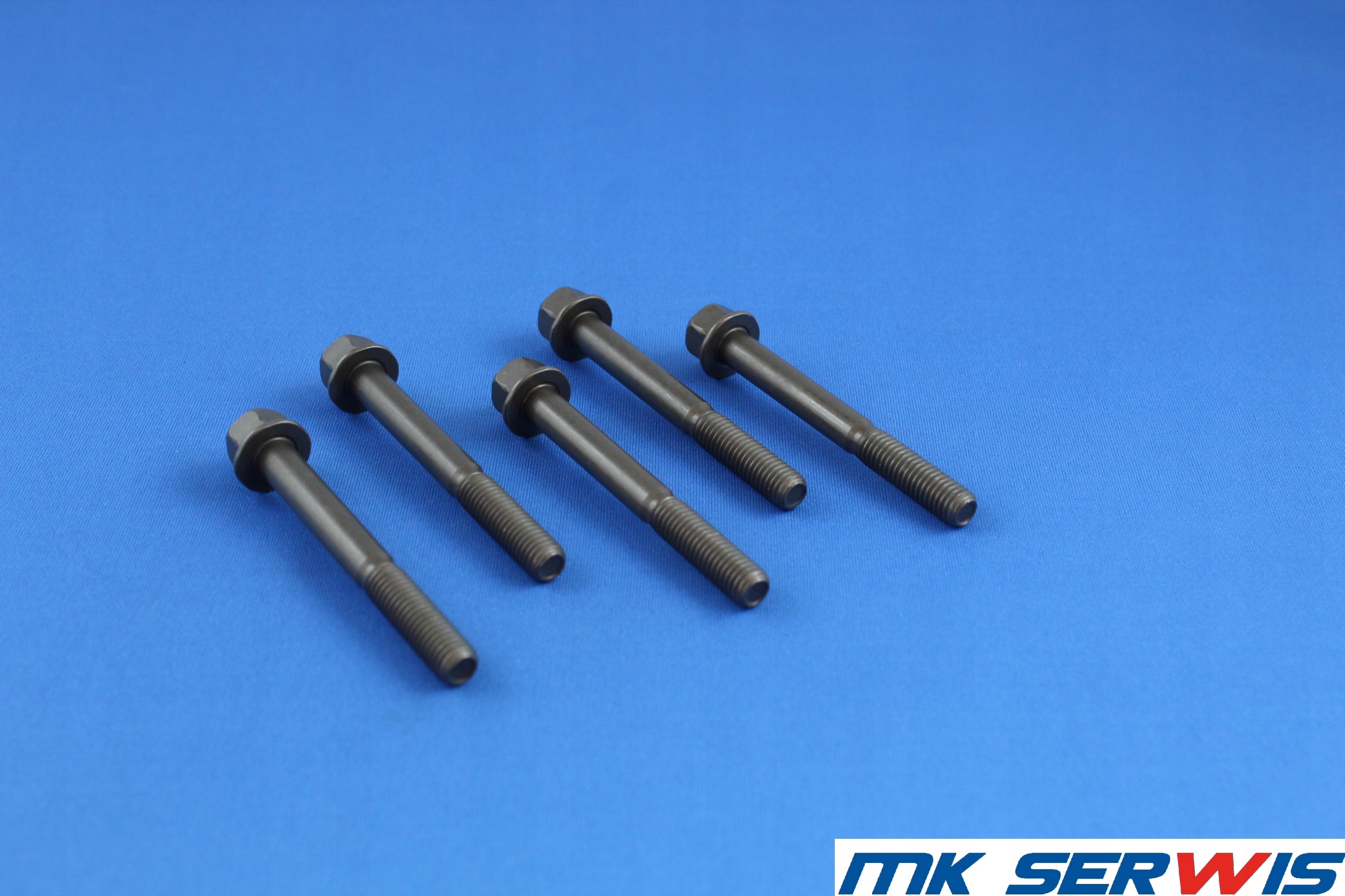 Śruba głowicy silnik KUBOTA D722 ORYGINAŁ