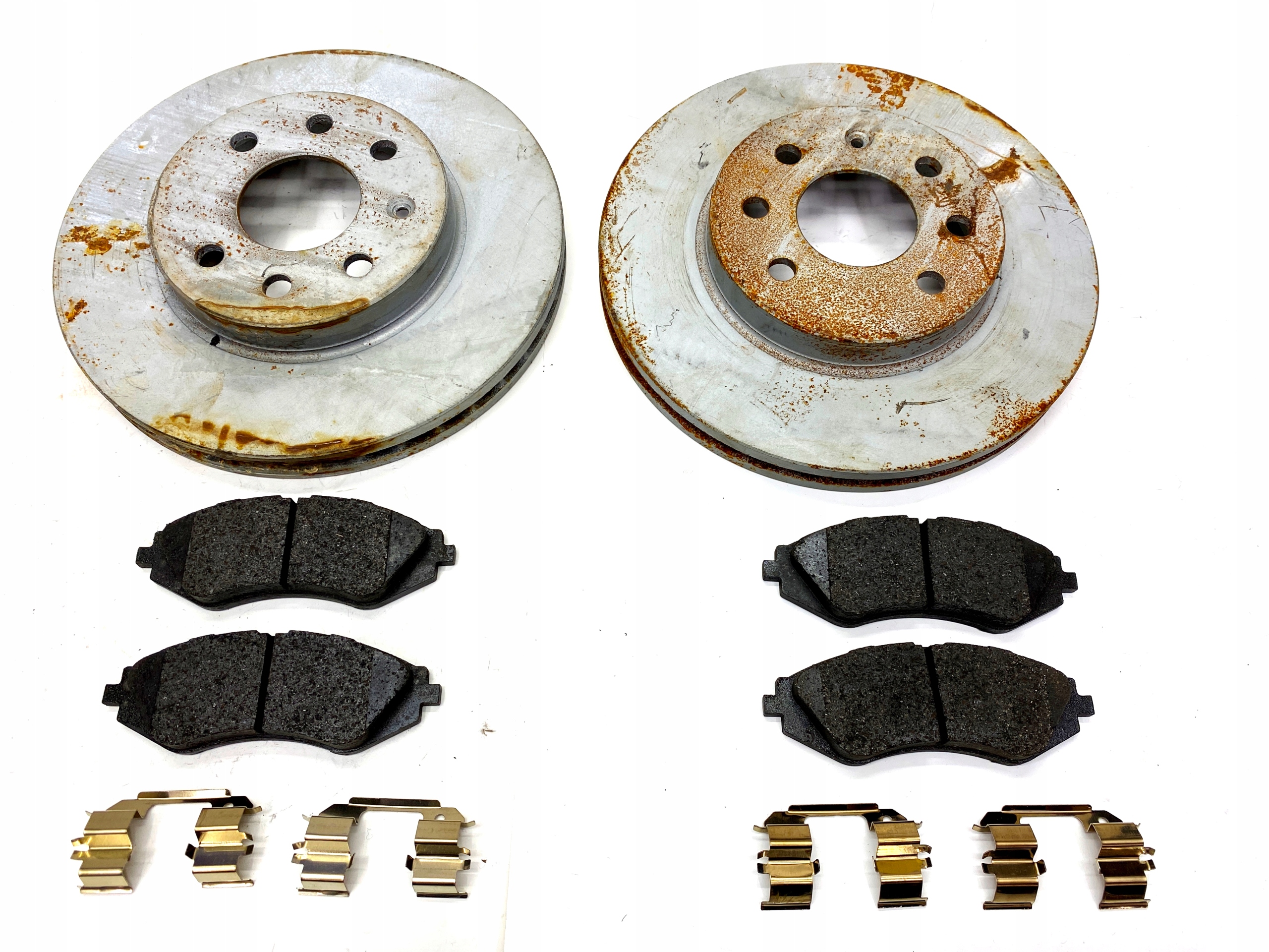 TARCZA HAMULCOWA + KLOCKI HAMULCOWE NUBIRA + BLASZKI