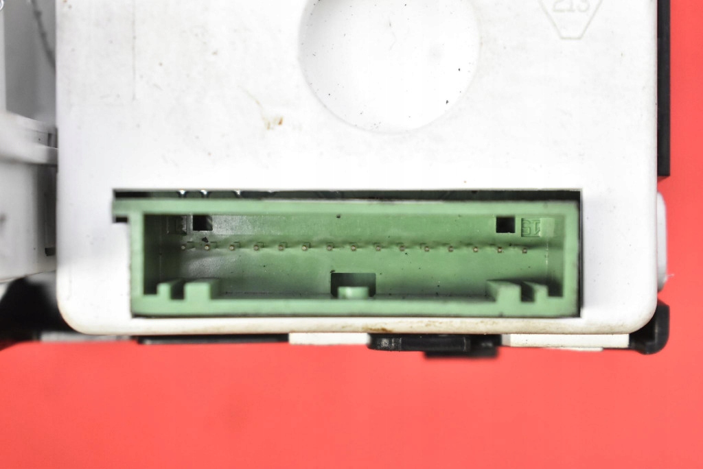 display P8200002604A RENAULT LAGUNA 2 II 01-05