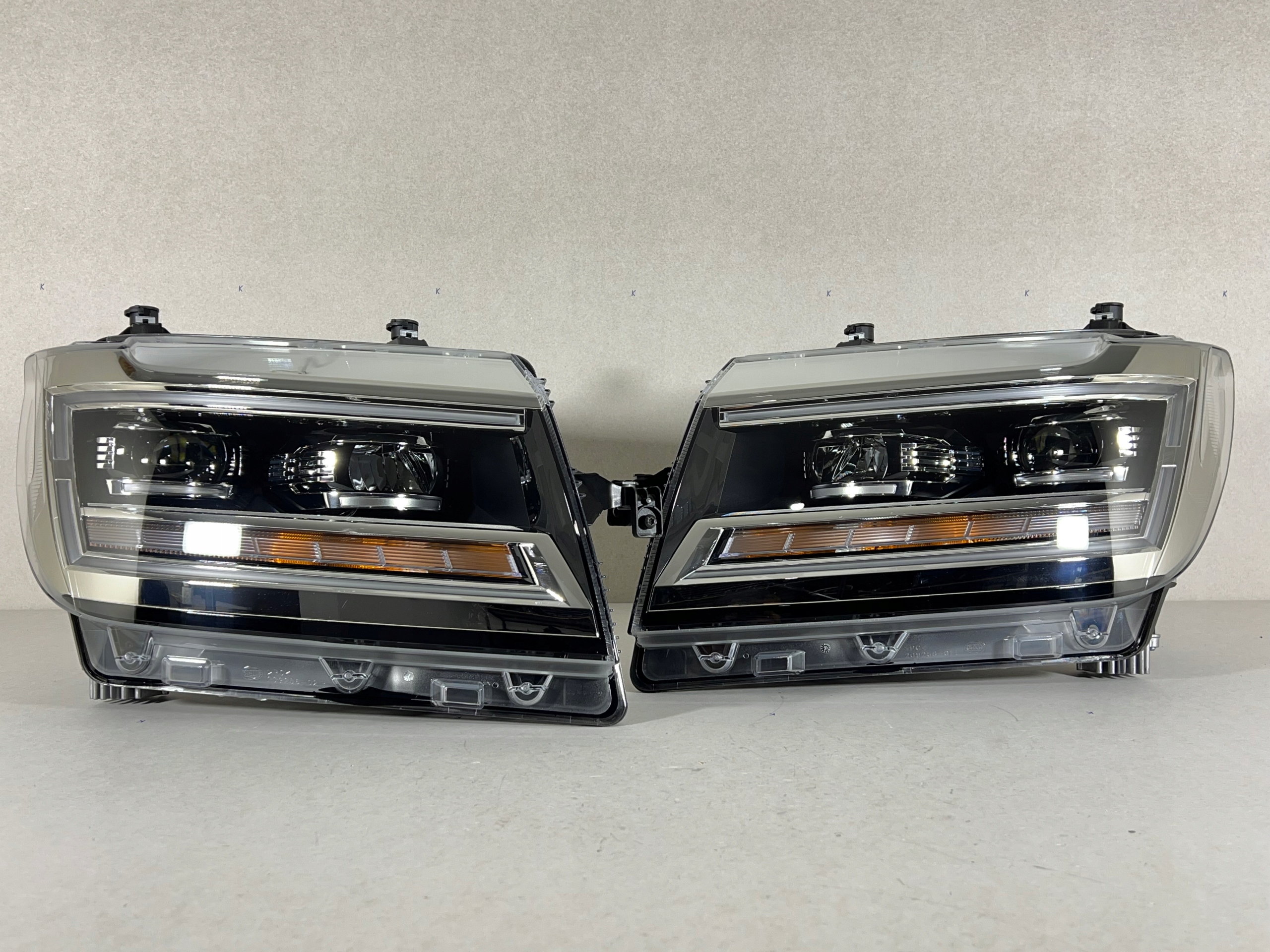 VW CRAFTERc1 ФАРА ФАРА ЛЕВА ПРАВА ПЕРЕД ПОЛНЫЙ КОМПЛЕКТ LED В СБОРЕ * НОВЫЕ