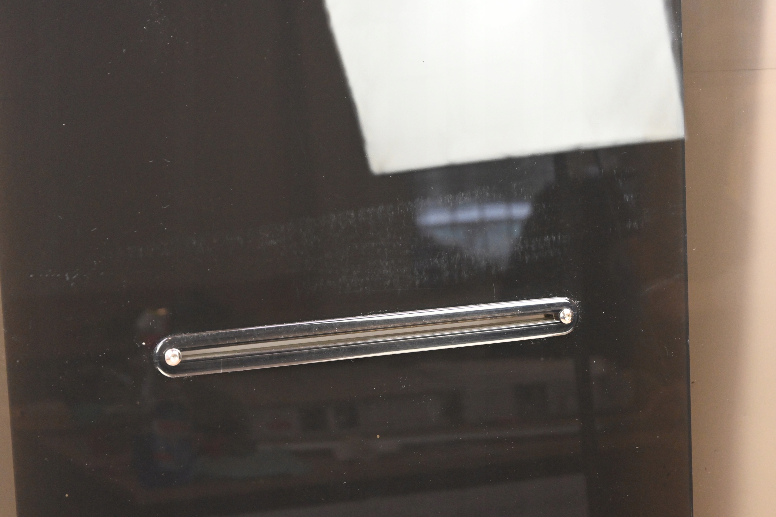 REER PRZYKRĘCANA BRAMKA ZABEZPIECZAJĄCA SZKLANA 74-100 CM USZKODZONA Marka Reer