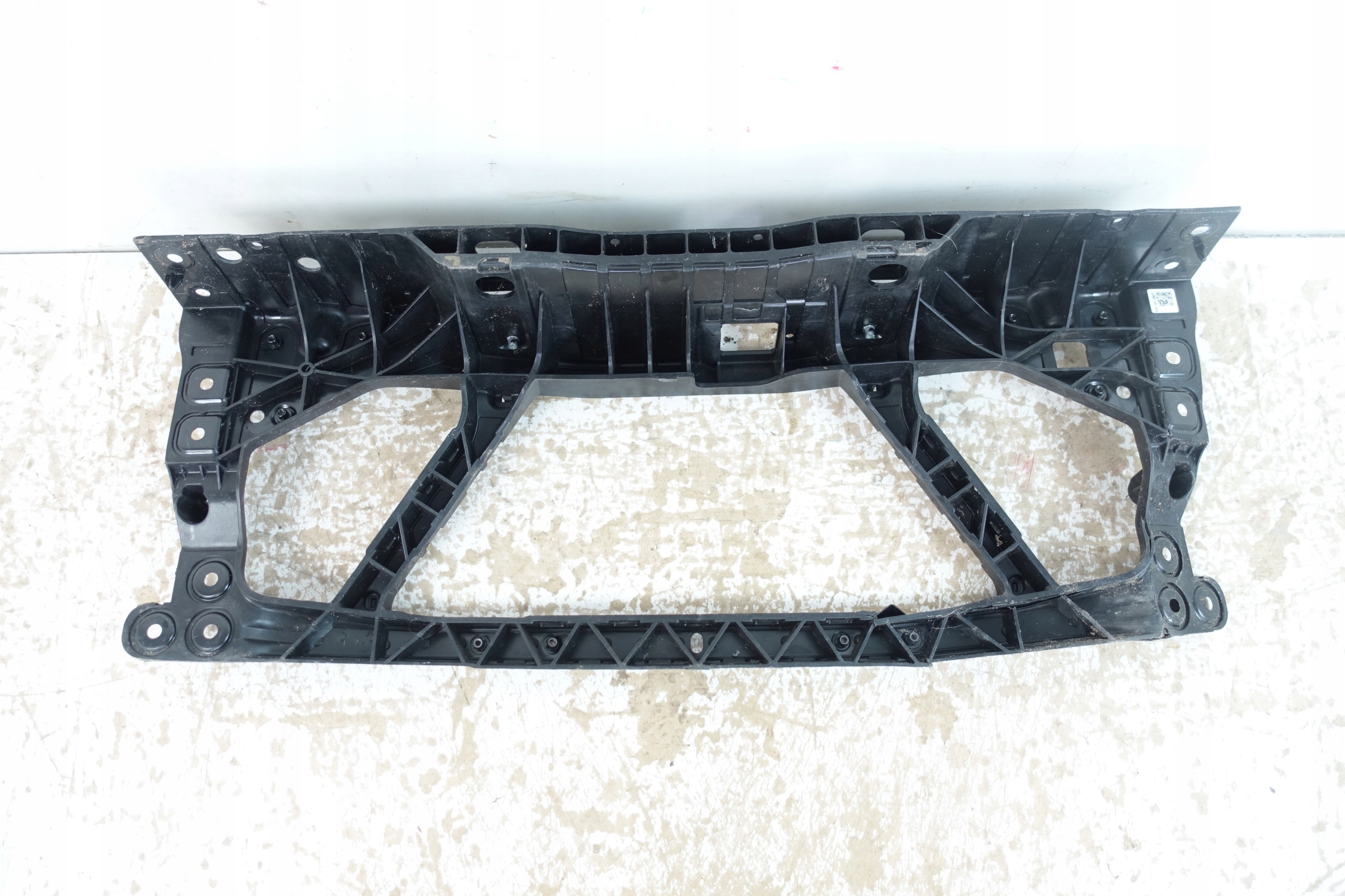 LAND ROVER DEFENDER II 2019- pillar iron support panel for radiators L8B2-16E144-A