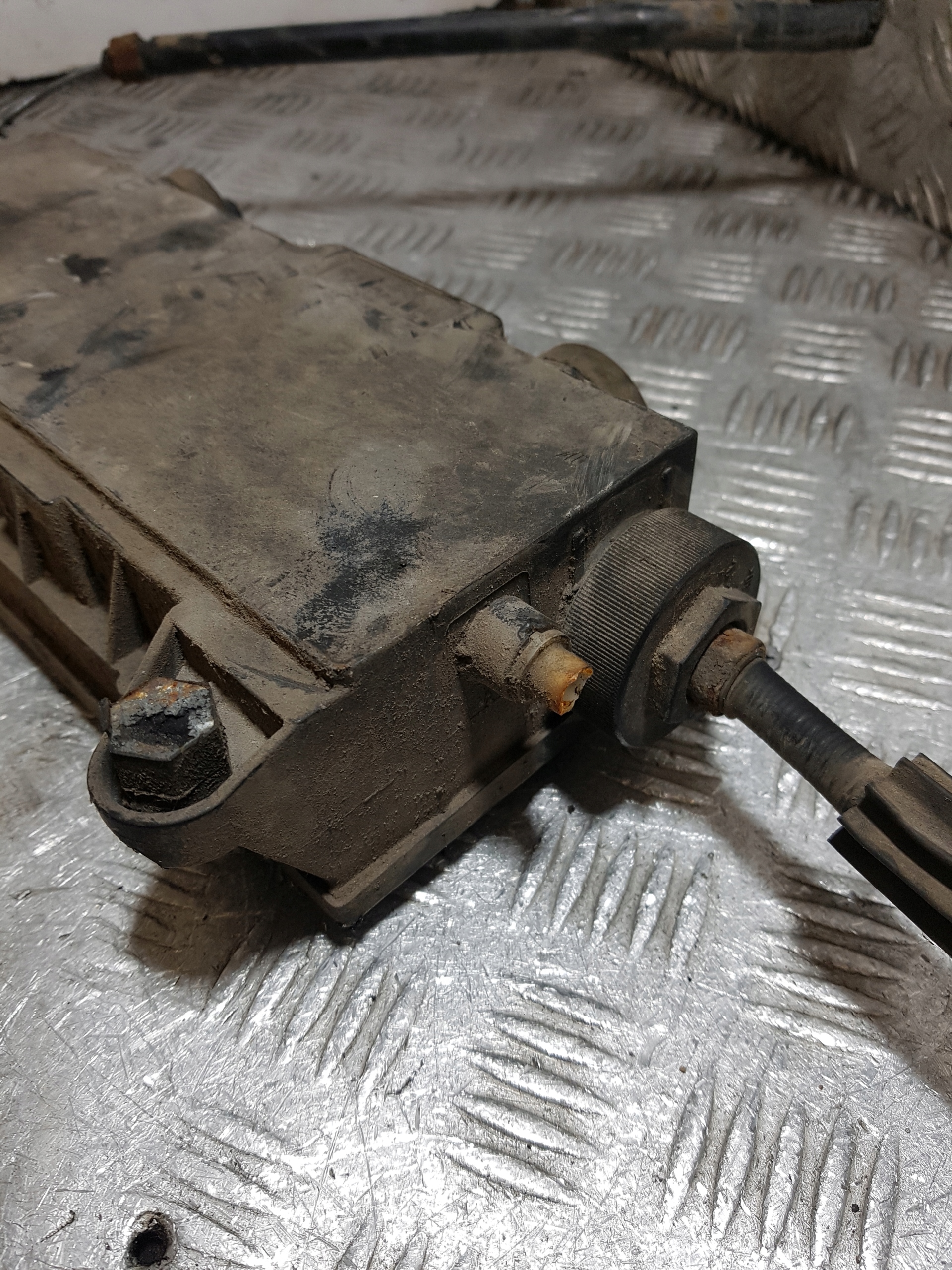 Mécanisme Électrique Frein POSTOJOWEGO RENAULT SCENIC 2 8200353610