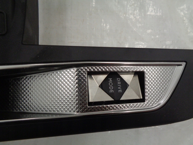 CITROEN DS3 тунель средний