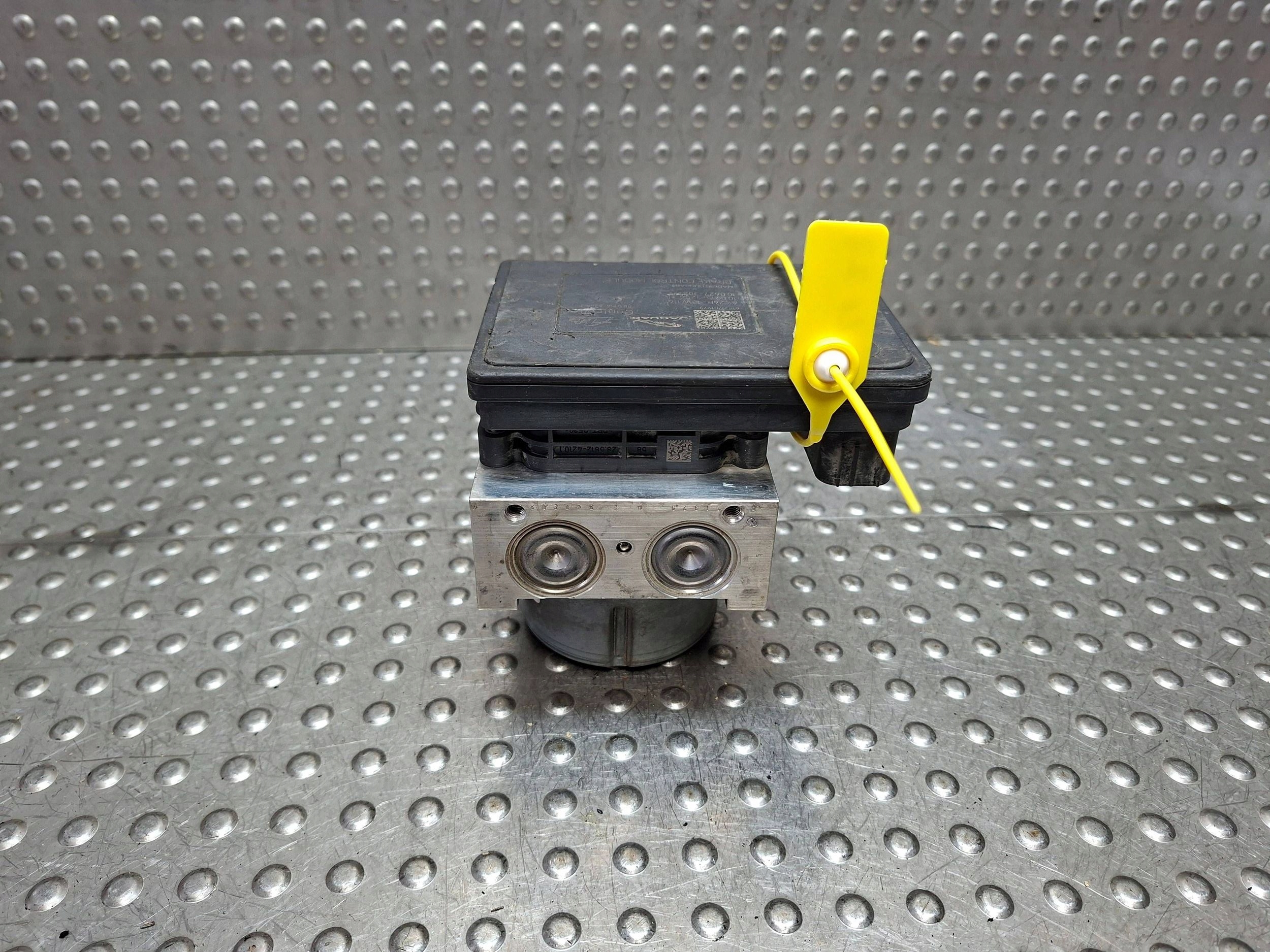 pump control unit ABS J9C3-14F447-AD 28. 5154-6344.3 JAGUAR E-PACE X540