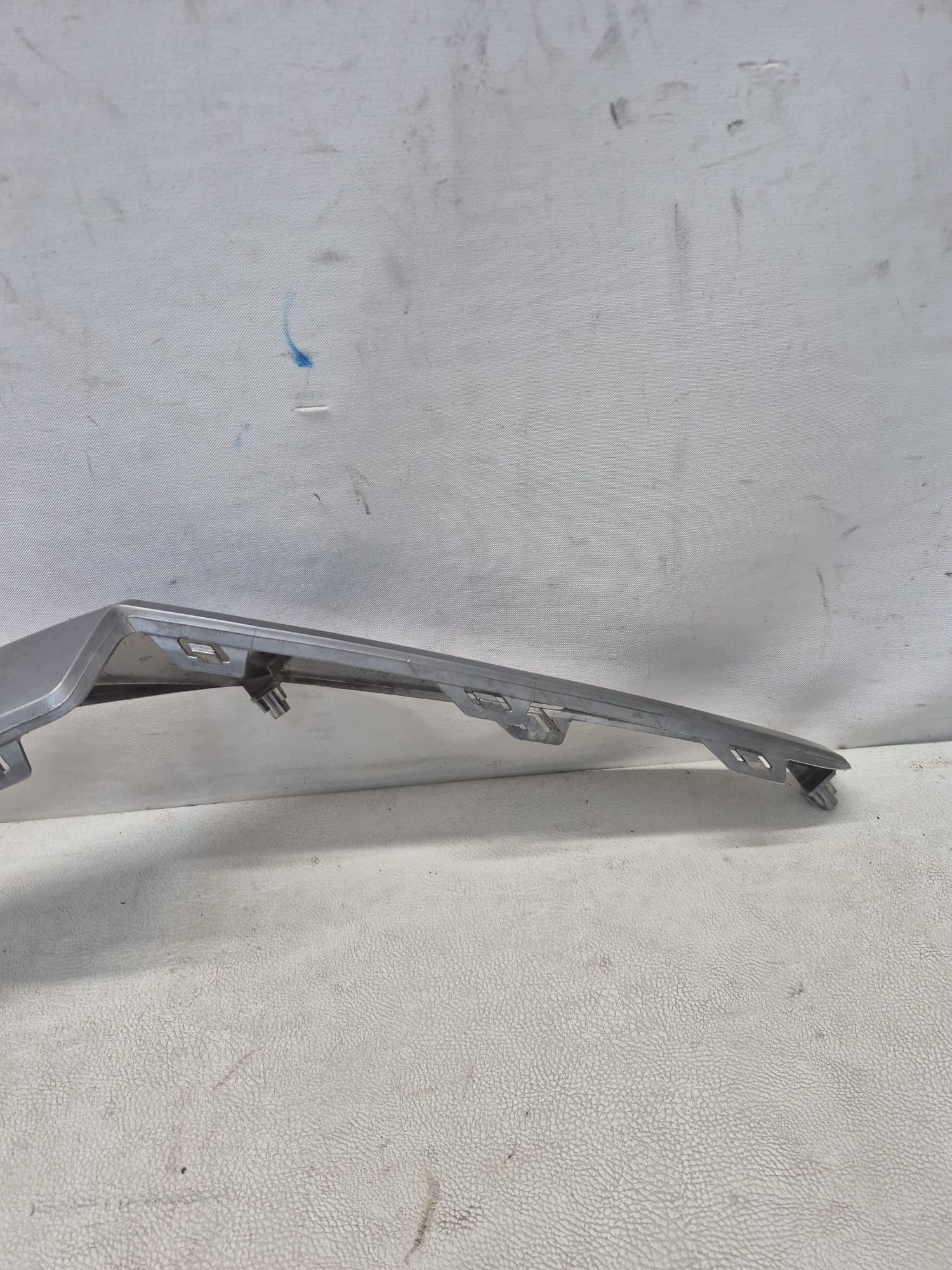 KIA NIRO EV II 2 moulding CHROM of a bumper left front front 86595-AO010