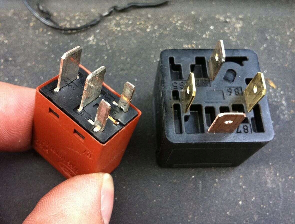 Tester przekaźników Kod producenta HU31012