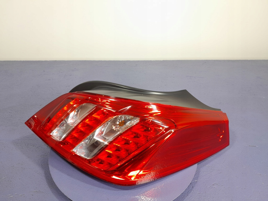 PEUGEOT 508 I SEDAN LAMPA TYŁ TYLNA PRAWA EU 9686293680 Numer katalogowy części 9686293680