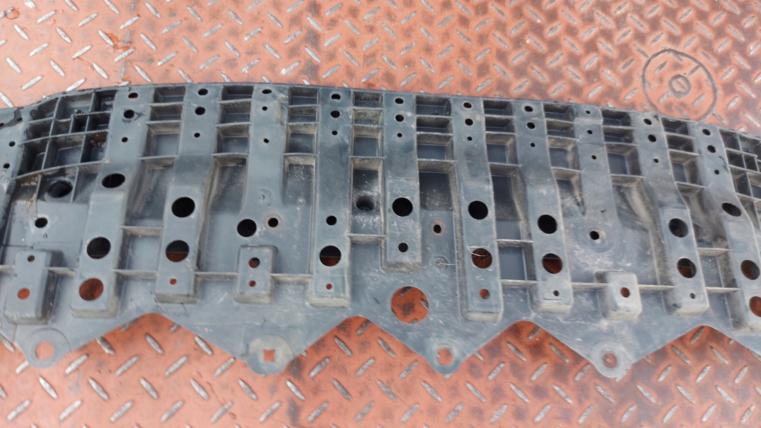 ABSORBER cover below bumper TOYOTA YARIS III