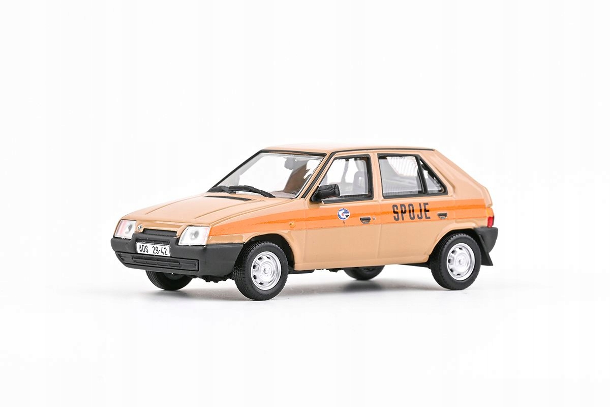 Abrex Škoda Favorit 136L (1988) 1:43 Spoje
