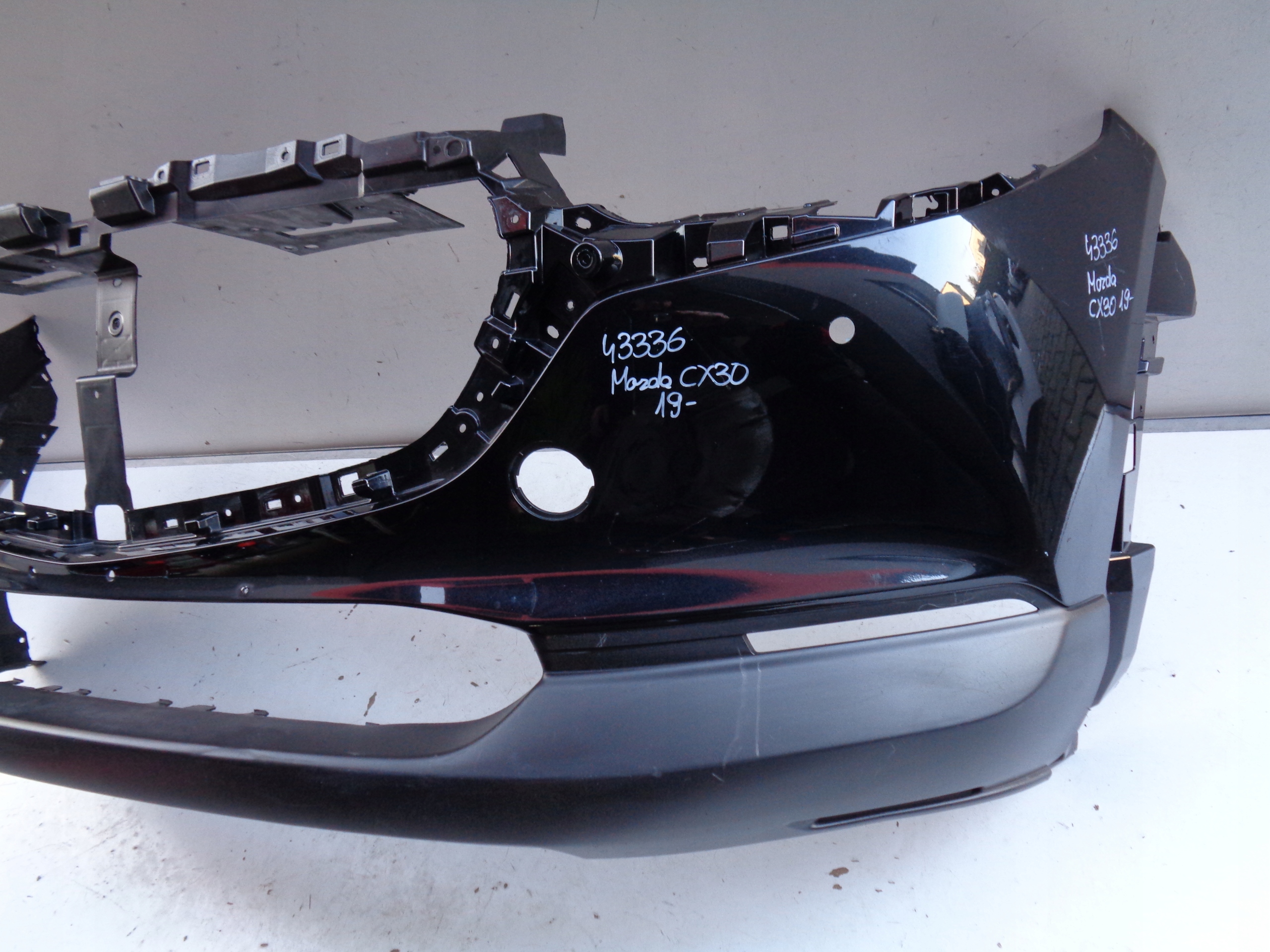FRONTSTOSSSTANGE MAZDA CX30 19- NR 43336