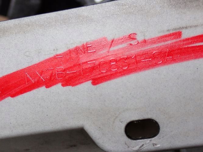 FORD FOCUS MK4 IV ST LINE LIFT 21- Frontstoßstange vorne