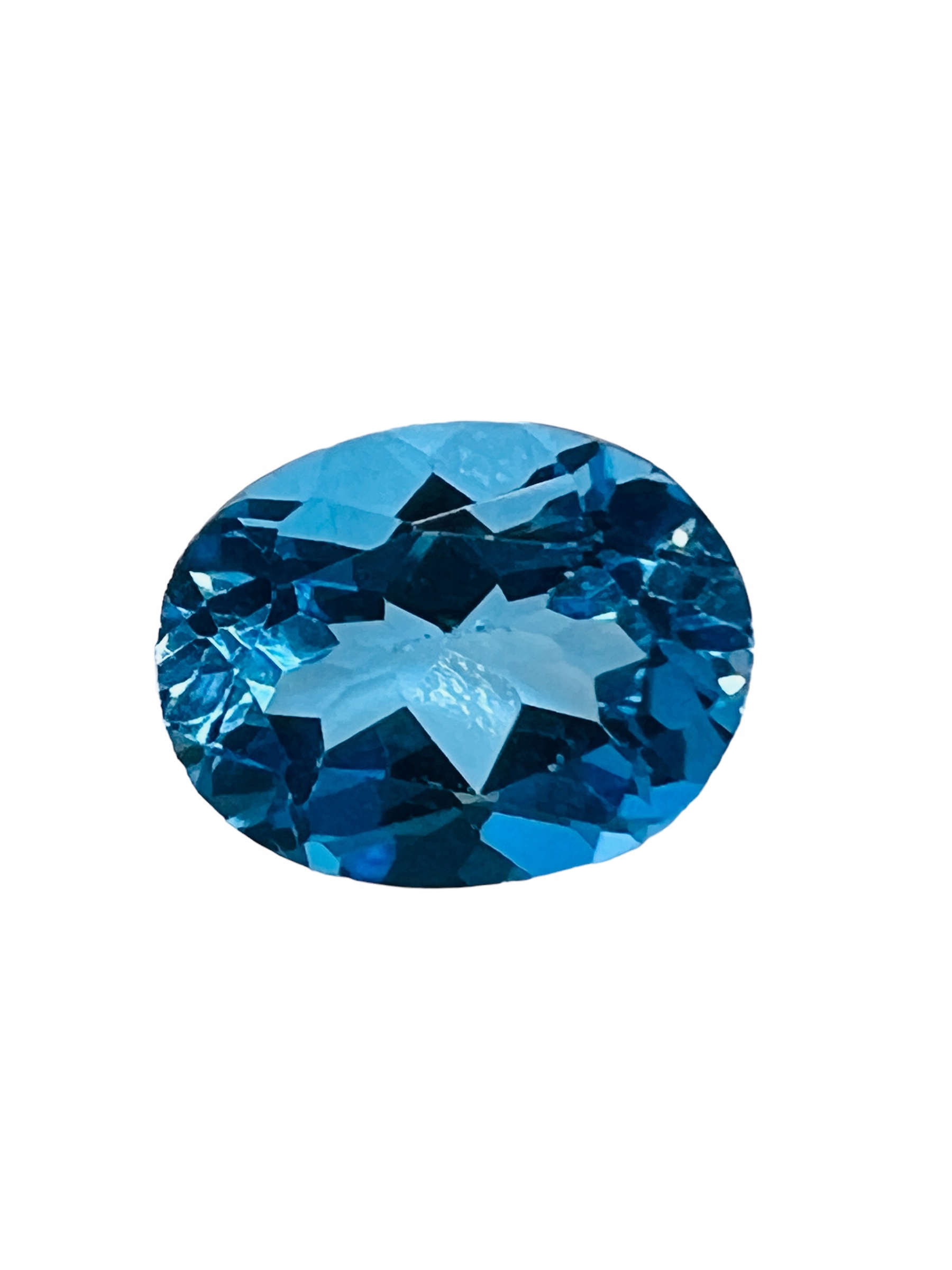 Topaz Swiss Blue Ovál 10x8 MM
