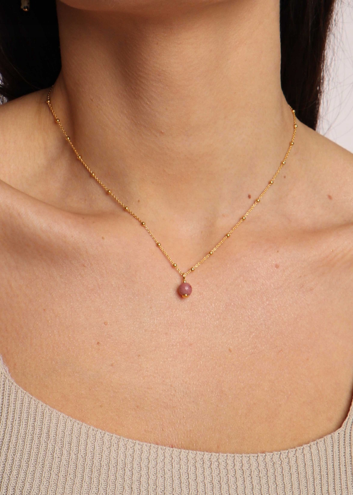 Řetízek s přívěskem Rodonit